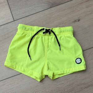 Binky Bro - Shipwrecks Swimmie